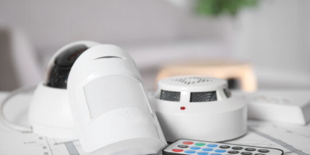 Read more about the article How Smart Alarms Sync with CCTV: A Complete Guide for Modern Security