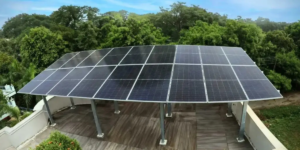 Read more about the article Solar Battery Backup vs Generator – What’s Better?